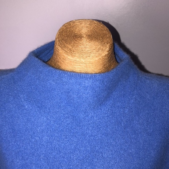 VINCE cashmere Cozy Blue Sweater Size S - Picture 5 of 8